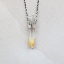 Load image into Gallery viewer, MANGO QUARTZ PENDANT SILVER