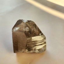 Load image into Gallery viewer, NATURAL SMOKEY QUARTZ LARGE POINTS