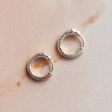 Load image into Gallery viewer, MINI OUROBOROS HUGGIES SILVER