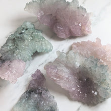 Load image into Gallery viewer, AMETHYST FLOWERS