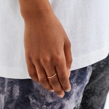 Load image into Gallery viewer, HEXAGON RING RECYCLED 9CT GOLD
