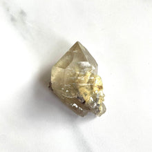 Load image into Gallery viewer, HIGH GRADE GOLDEN RUTILE SMOKEY QUARTZ A96