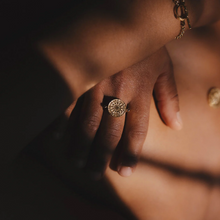 Load image into Gallery viewer, ALCHEMIST SPINNING RING GOLD