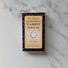 Load image into Gallery viewer, THE ORIGINAL RIDER WAITE TAROT DECK