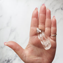 Load image into Gallery viewer, NATURAL QUARTZ