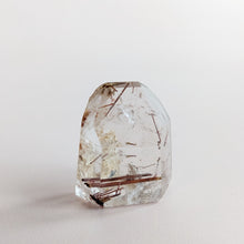 Load image into Gallery viewer, GARDEN QUARTZ