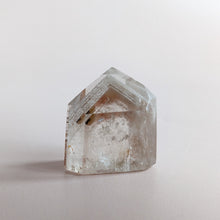Load image into Gallery viewer, GARDEN QUARTZ