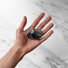Load image into Gallery viewer, FLUORITE CHUNKS