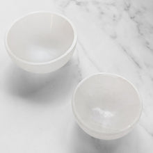 Load image into Gallery viewer, SELENITE BOWL - MEDIUM