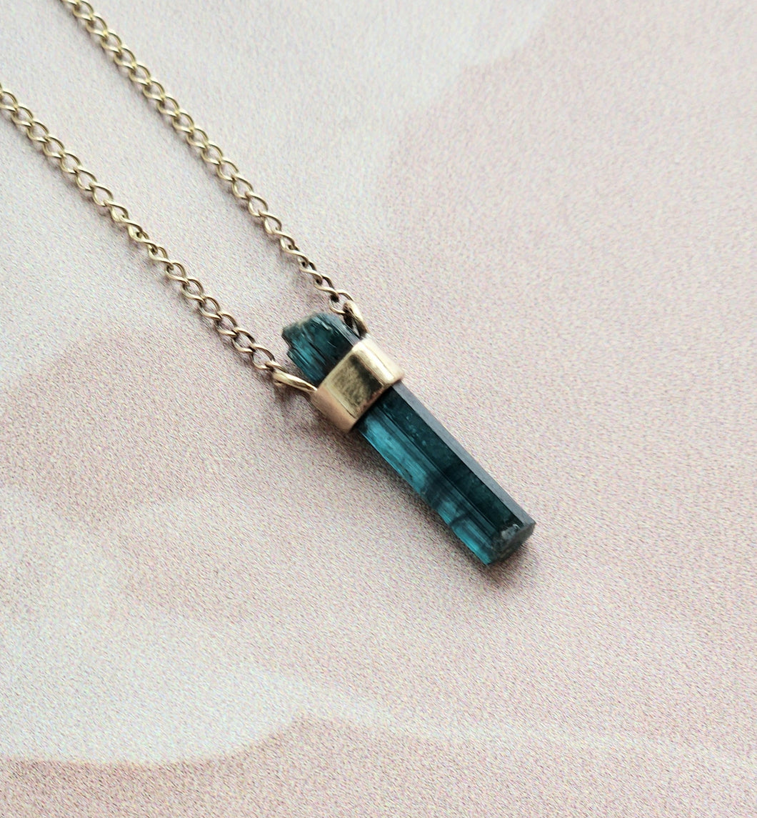 INDICOLITE TOURMALINE PENDANT IN 9CT GOLD