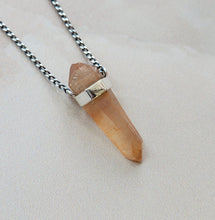 Load image into Gallery viewer, TANGERINE QUARTZ PENDANT SILVER
