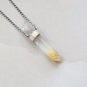 MANGO QUARTZ PENDANT SILVER