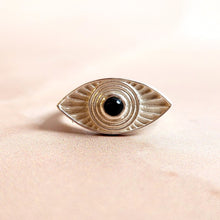 Load image into Gallery viewer, RAYS OF LIGHT RING ONYX SILVER
