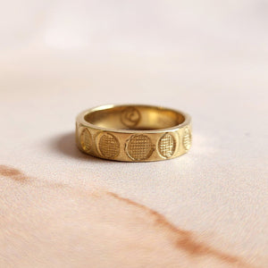 MOON PHASES RING GOLD