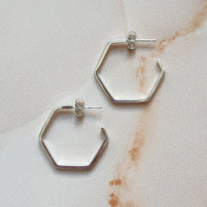 HEXAGON EARRINGS SILVER