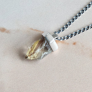 GOLDEN RUTILE PENDANT SILVER