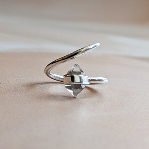 BESPOKE - HERKIMER DIAMOND CLAW RING SILVER