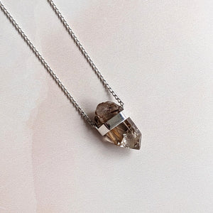 PYRAMID CHARGED GOLDEN RUTILE PENDANT SILVER