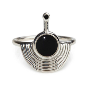 INTERSTELLAR RING SILVER ONYX