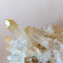 Load image into Gallery viewer, MANGO QUARTZ STATEMENT CLUSTER - TUCSON COLLECTION
